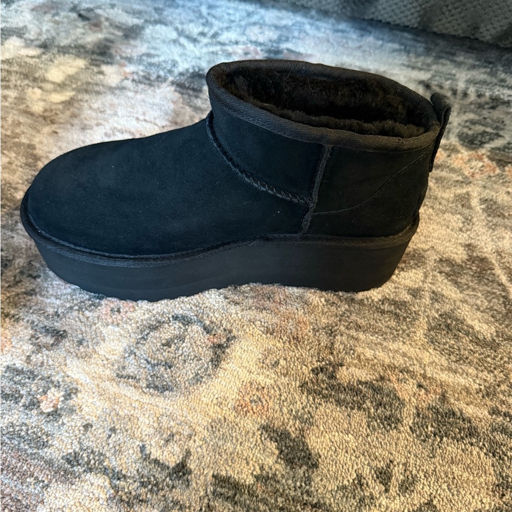 Brand new, never worn UGG Black Suede Platform Boots -